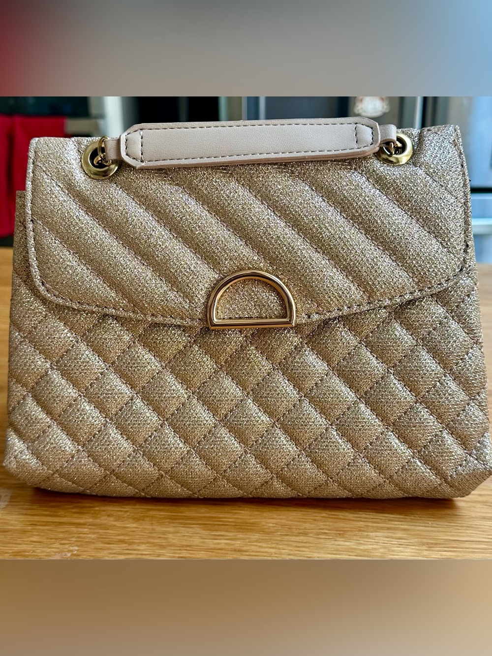 Accessorize Gold Metallic Quilted Chain Handbag – Excellent Condition